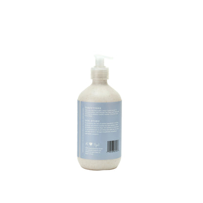 SalkaPet Hypoallergenic Dog Shampoo bottle for sensitive and itchy skin (image 3)